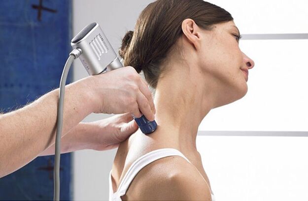 Terapia de ondas de choque para la osteocondrosis de la columna cervical.